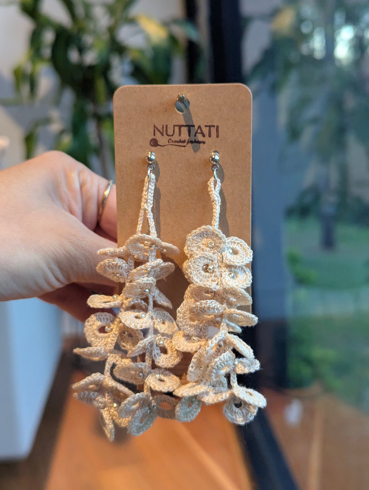 NUTTATI Cascading Bloom Drops